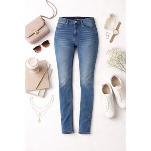 Hudson Zack Skinny Jeans Medium Wash Stretch Slim Fit Denim Quiet Luxury Classic